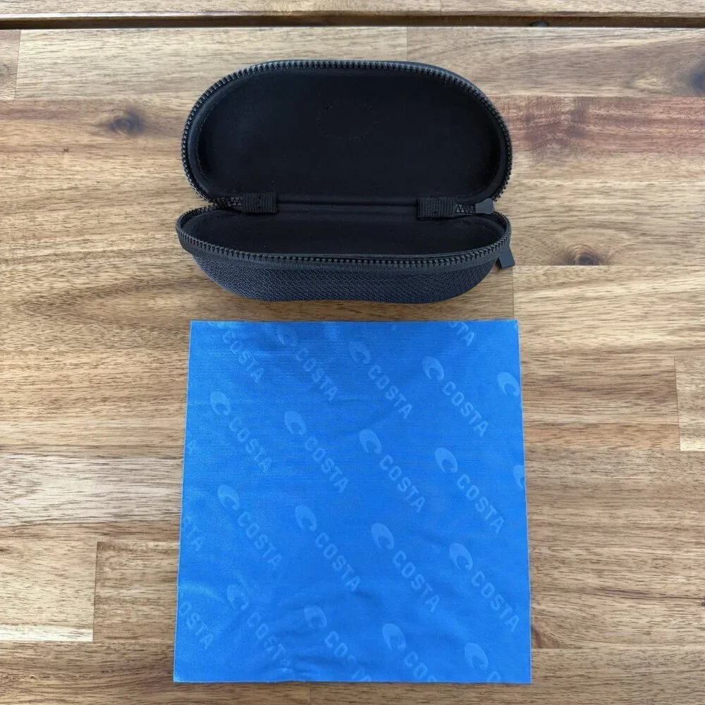 Costa Del Mar Sunglasses Hard Shell Case With Cleaning Cloth Zipper Clousure‎